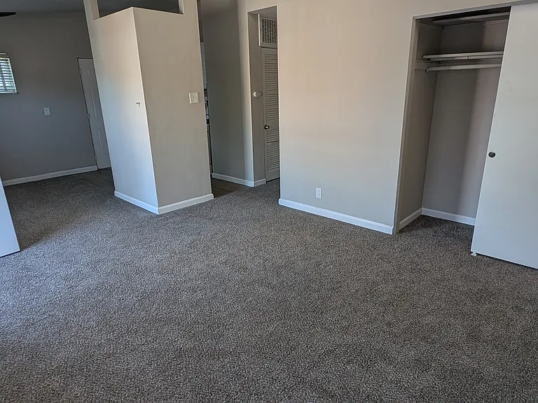 7415 Olive Blvd #A — Photo 8