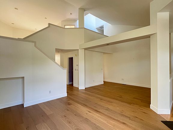4th image of 7607 NE 125th St
