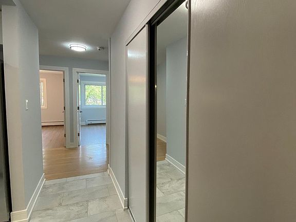 2nd image of 2624 N Windsor Dr Unit 201