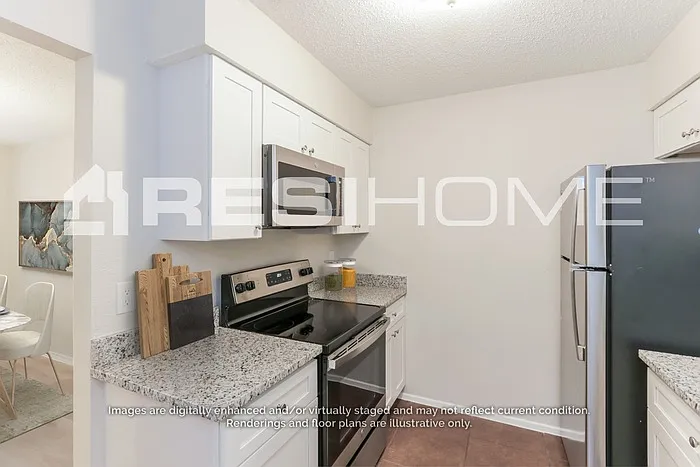 913 Pepperidge Ct — Photo 4