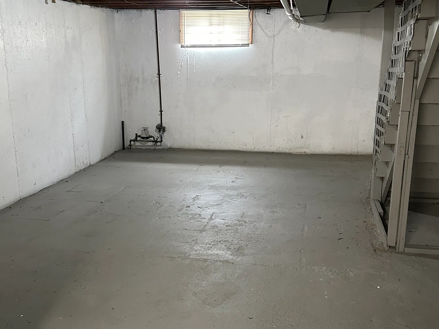 3 bed, 1.5 bath, 1120 sqft, $1,650 — Photo 4