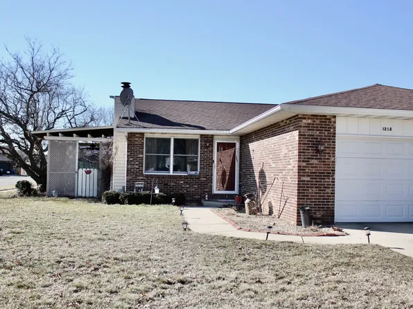 1258 Deerpath Dr, Morris, IL 60450