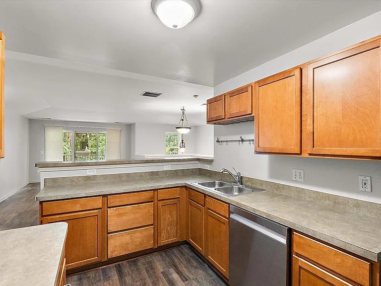 47855 Cardiff Ave — Photo 19
