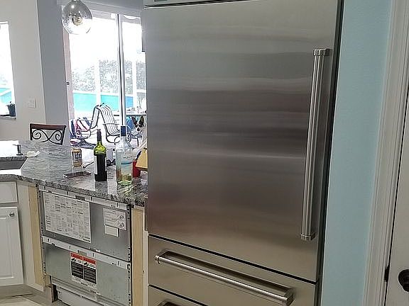 3rd image of 355 NW Emilia Way