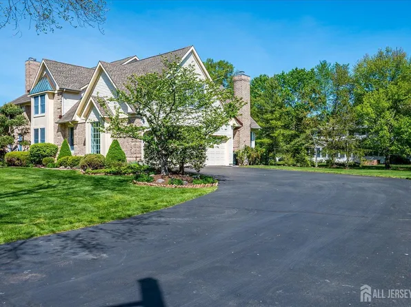 30 Revere Ct, Princeton Junction, NJ 08550