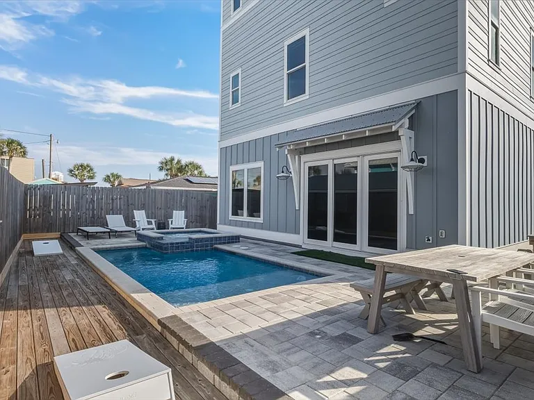 8320 Surf Dr — Photo 69