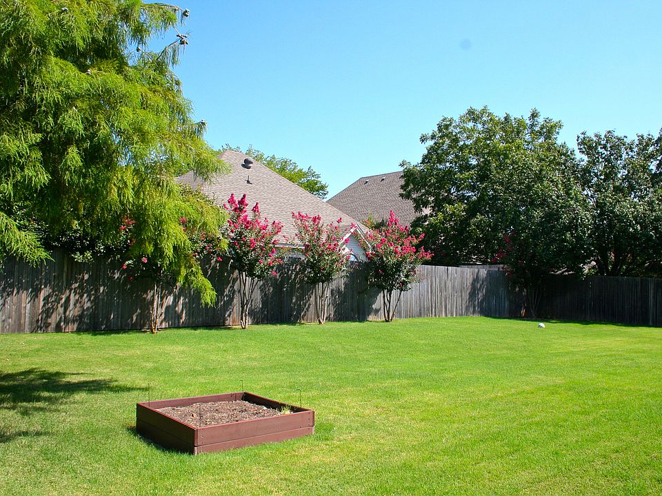 1st image of 7813 Baywood Ct