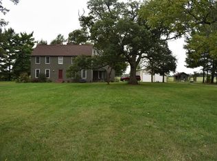 1056 Clemens Rd, New Holland, OH 43145