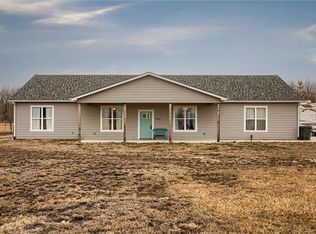 1020 E 7th St, Holden, MO 64040