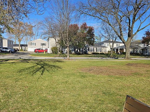 5th image of 1111 Cove Dr #208A