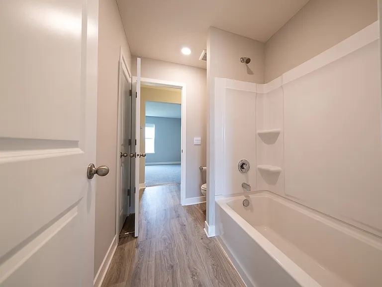10704 Bent Pine Ln — Photo 38