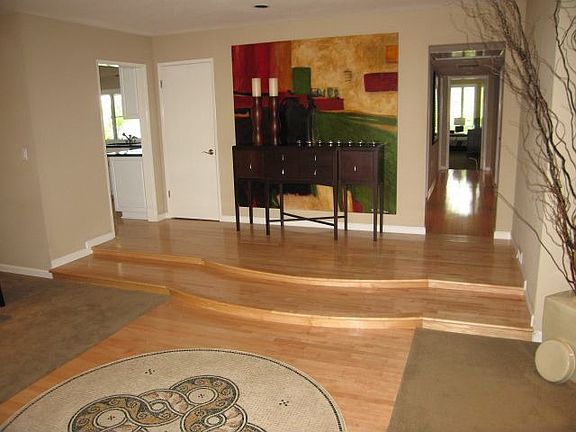 3rd image of 15 Keel Ct