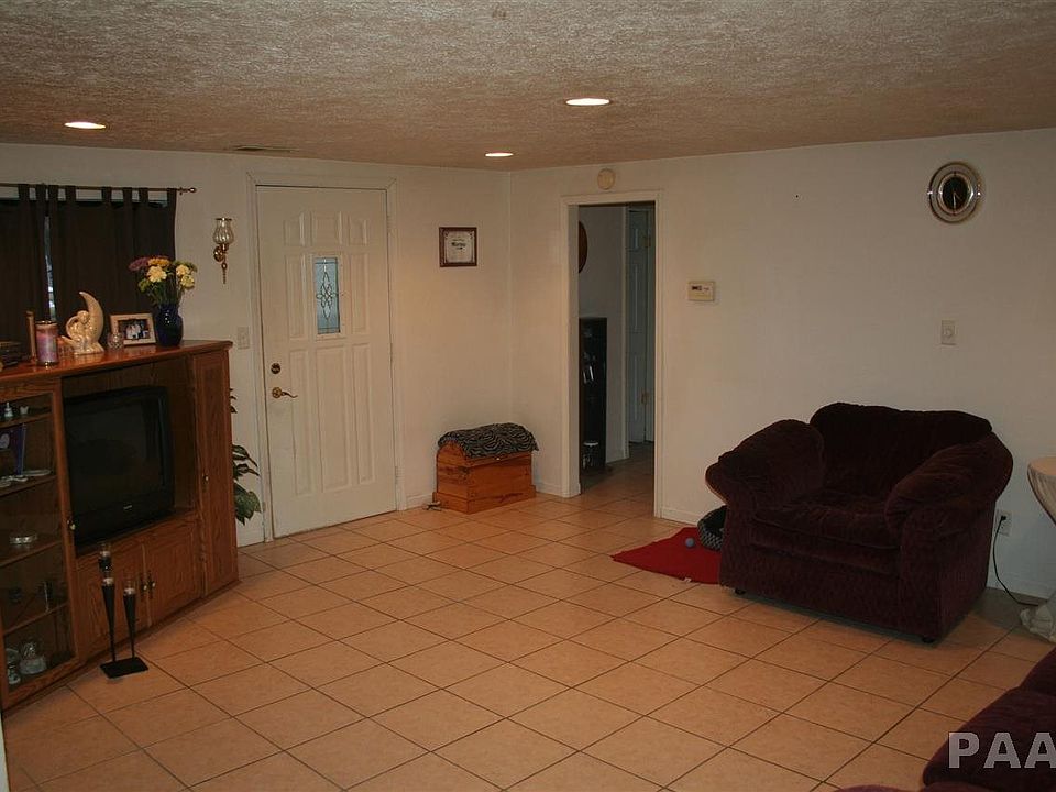 2nd image of 105 Moushon Dr