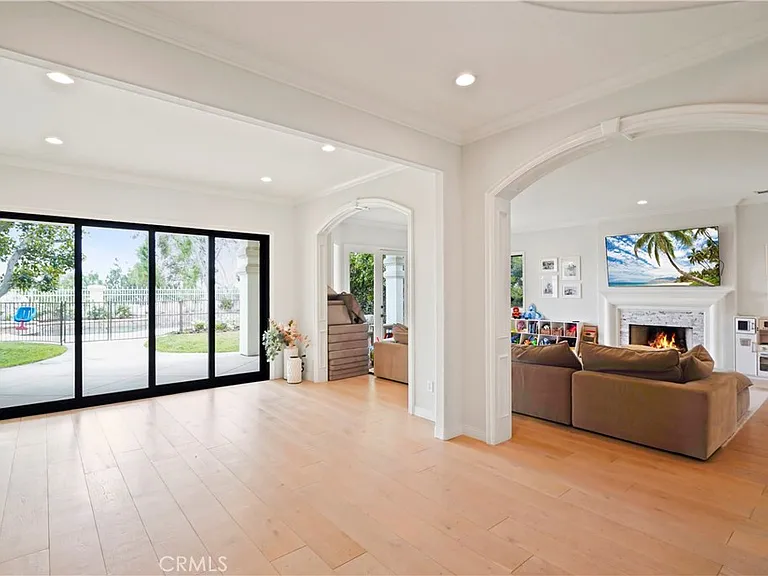 25418 Cumberland Ln — Photo 12