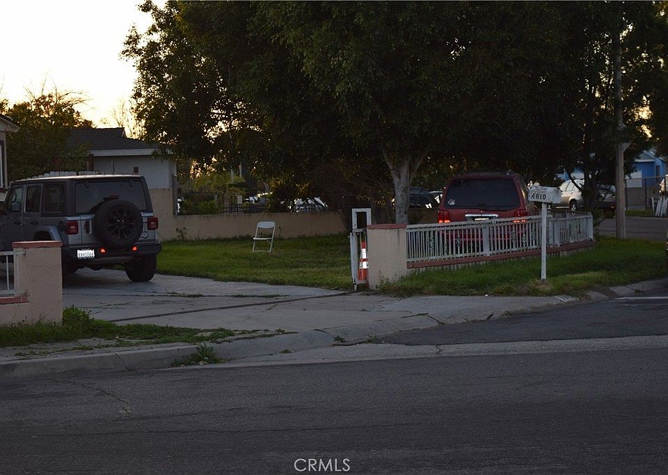 1st image of 4610 W Melric Dr