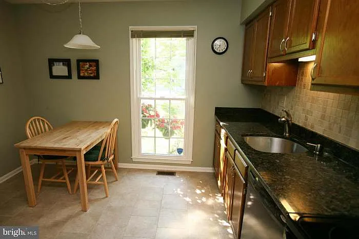 11429 Oak Leaf Dr — Photo 6