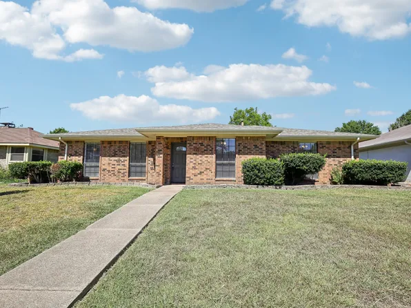 721 Villa Ridge Dr, Garland, TX 75043