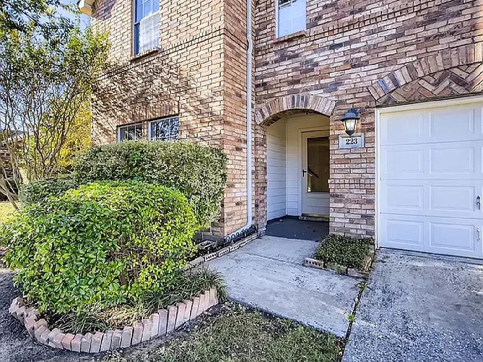 1st image of 223 Aspenwood Trl