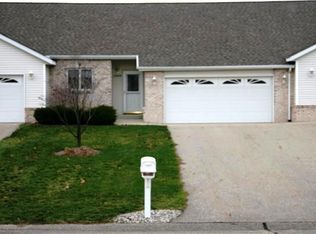 12408 Bayview Dr, Wayland, MI 49348