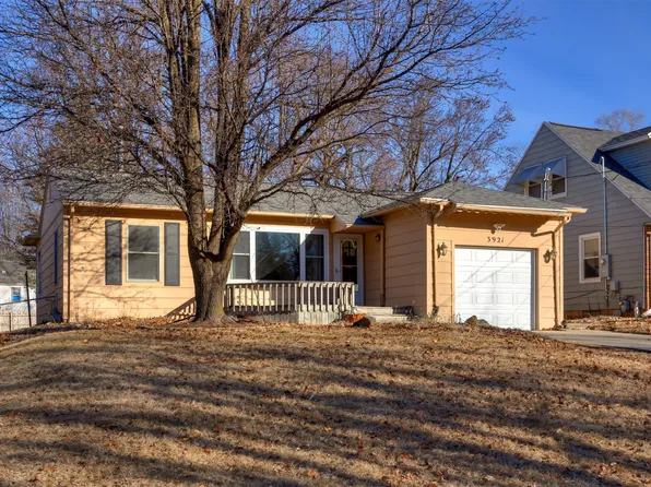 3921 Clinton Ave, Des Moines, IA 50310
