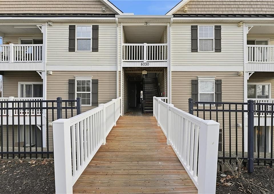 1st image of 8030 N Drury Ave Unit 3C