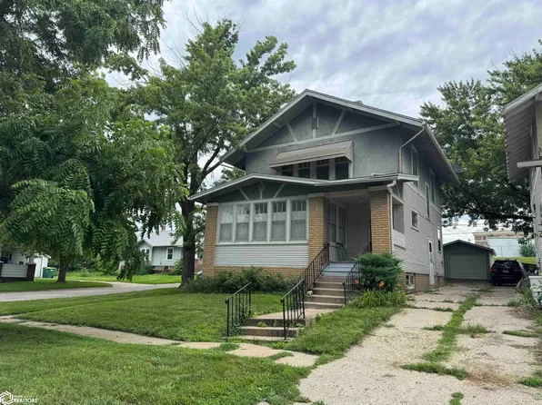213 N Oak St, Creston, IA 50801