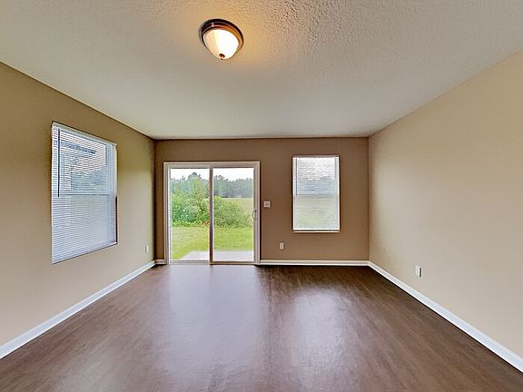 3rd image of 5302 Walker Ln