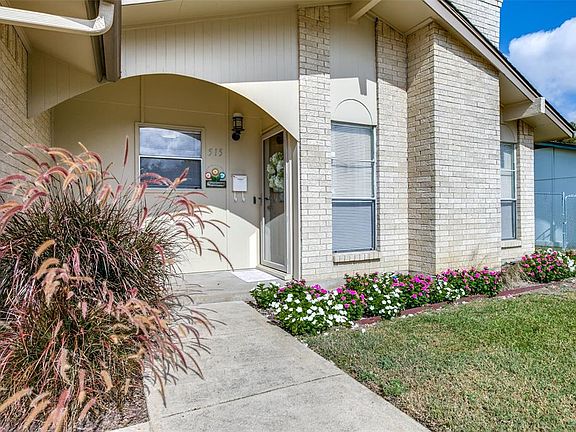 3rd image of 515 Katherine Ct