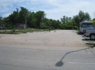 624 W Commercial St, Springfield, MO 65803