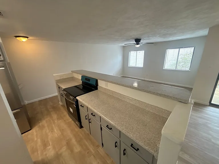 1339 Airport Dr #H9 — Photo 7
