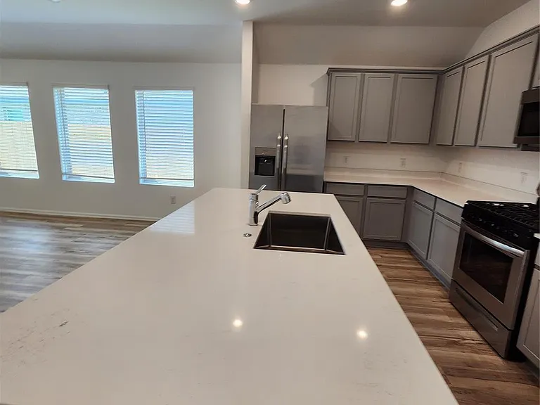 31407 Hidden Rosehill — Photo 9