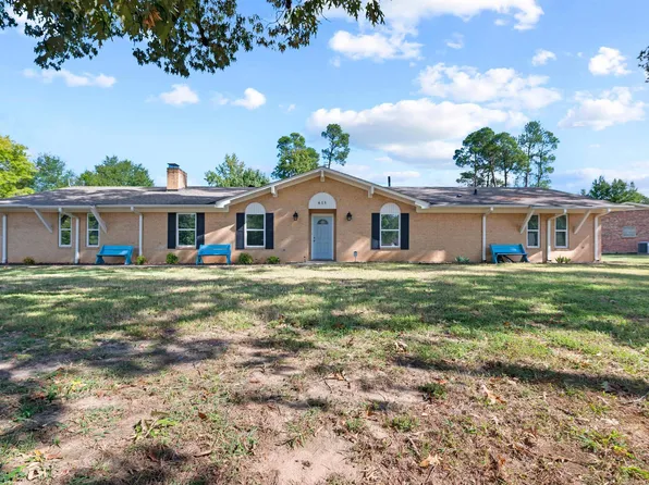615 Rosemary Ln, Quitman, TX 75783