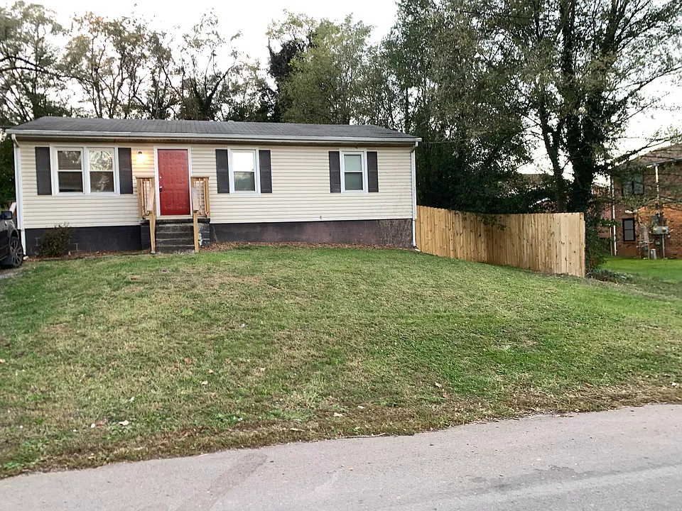 1238 Liberty Rd NE