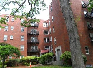 2340 Linwood Ave #2G-402G, Fort Lee, NJ 07024