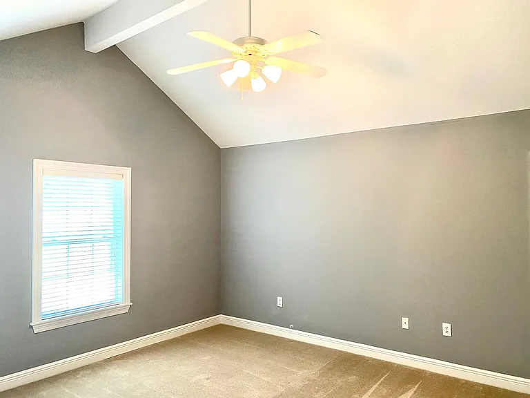 18 Charleston Cir — Photo 6