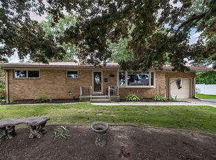 2653 Lakeside Dr, Erie, PA 16511