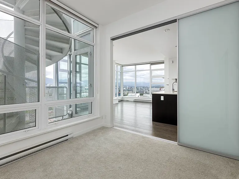 2550 Spruce St #1104 — Photo 9