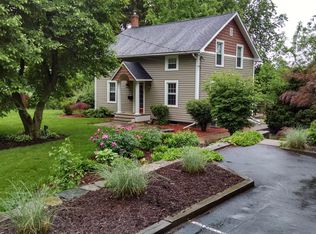 19 Ash St, Manchester, CT 06040