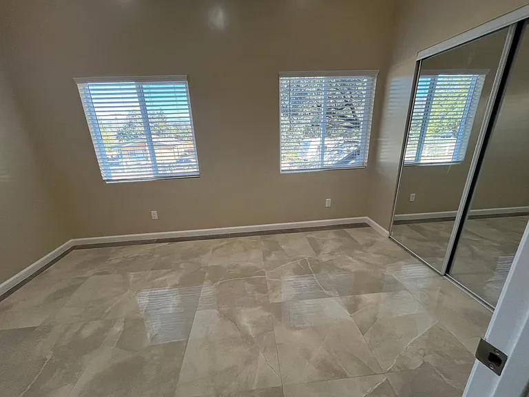 2739 Eltinge Dr — Photo 19