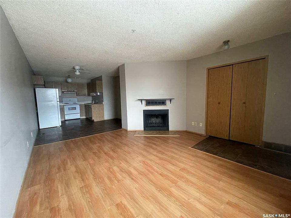 1st image of 404 Cedar Meadow Dr