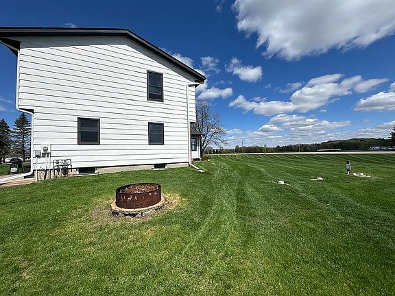 4th image of 6951 Faricy Ln