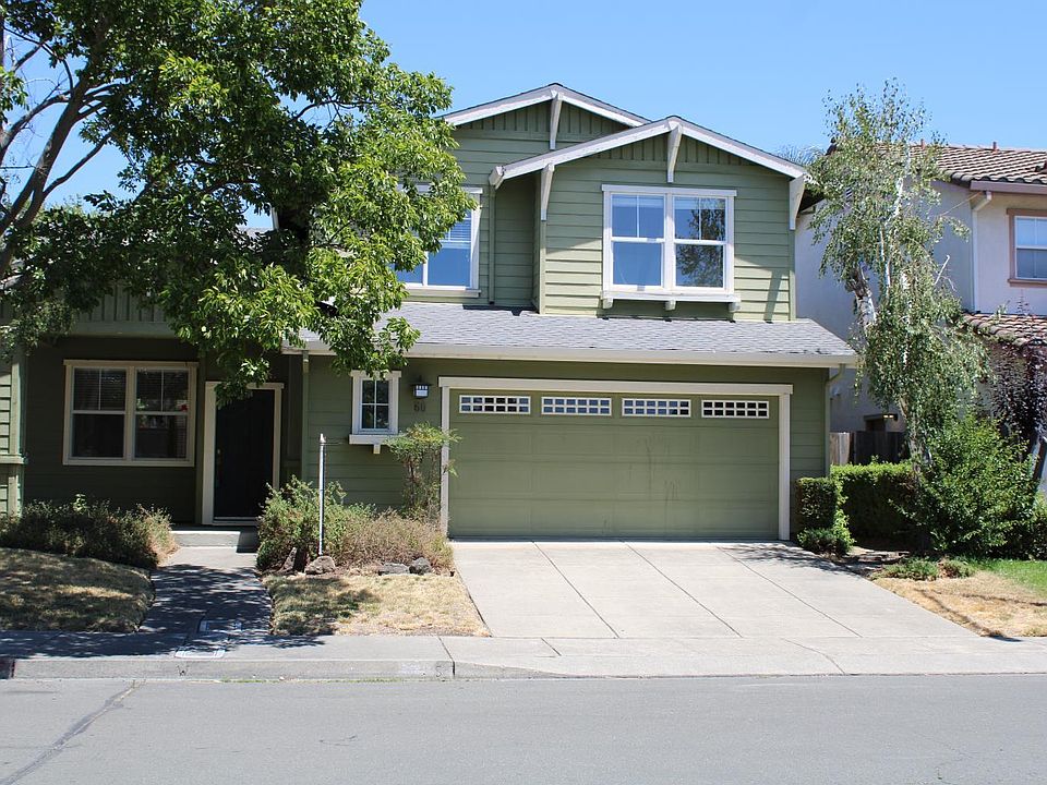 1st image of 60 Wild Rye Way