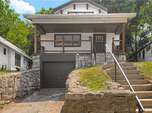 5225 Wayne Ave, Kansas City, MO 64110