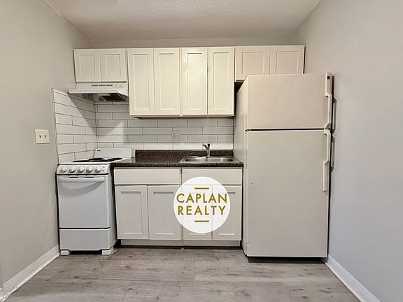 3rd image of 1407 Chapel St #2