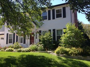 93 Butte Ct, Naperville, IL 60540