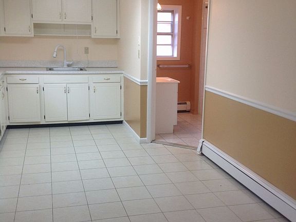 2nd image of 721 Palisade Ave #1