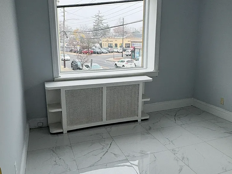 201 Colony St #1 — Photo 3