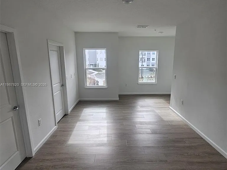 1201 Southstation Pl #101 — Photo 31