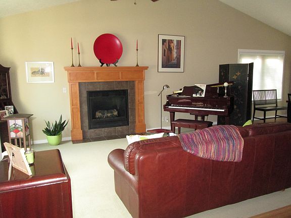 2nd image of 6427 Palmetto Ct