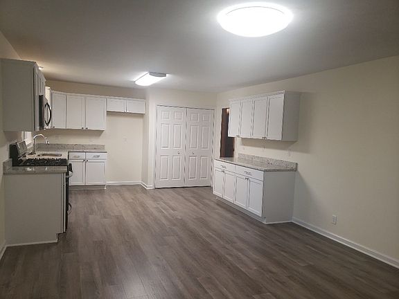 5th image of 5035 Tamery Ln